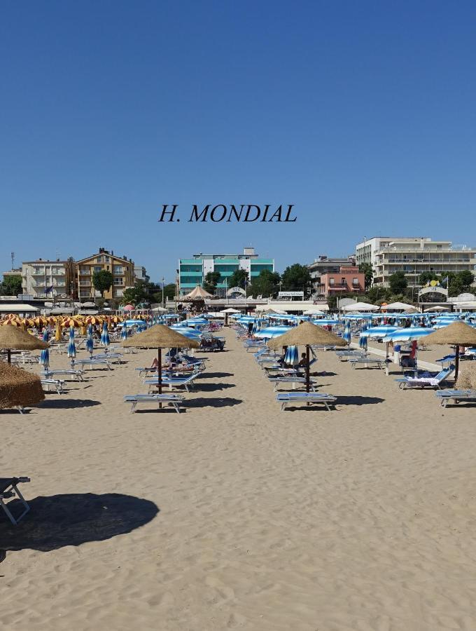רימיני Hotel Mondial מראה חיצוני תמונה
