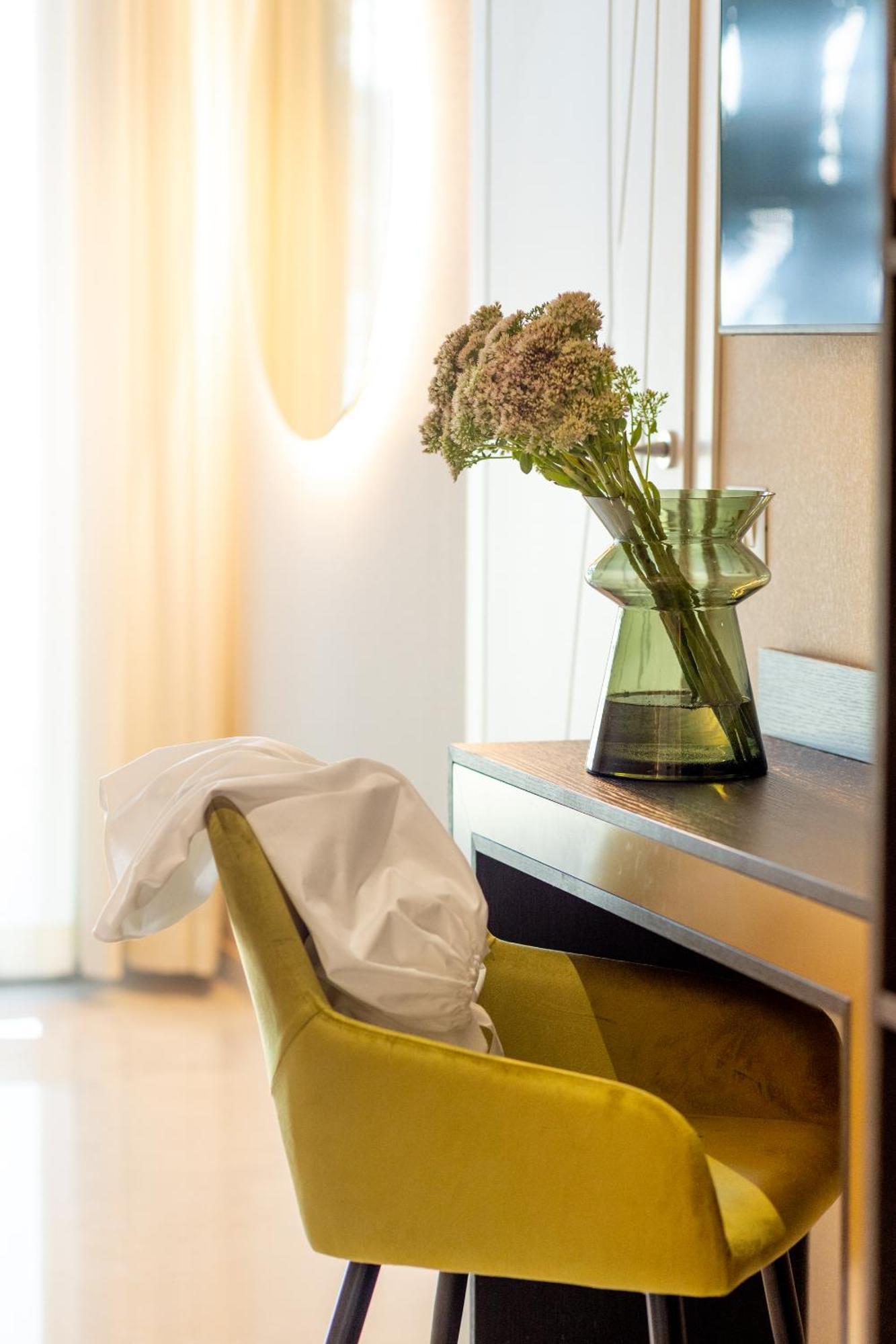 רימיני Hotel Mondial מראה חיצוני תמונה