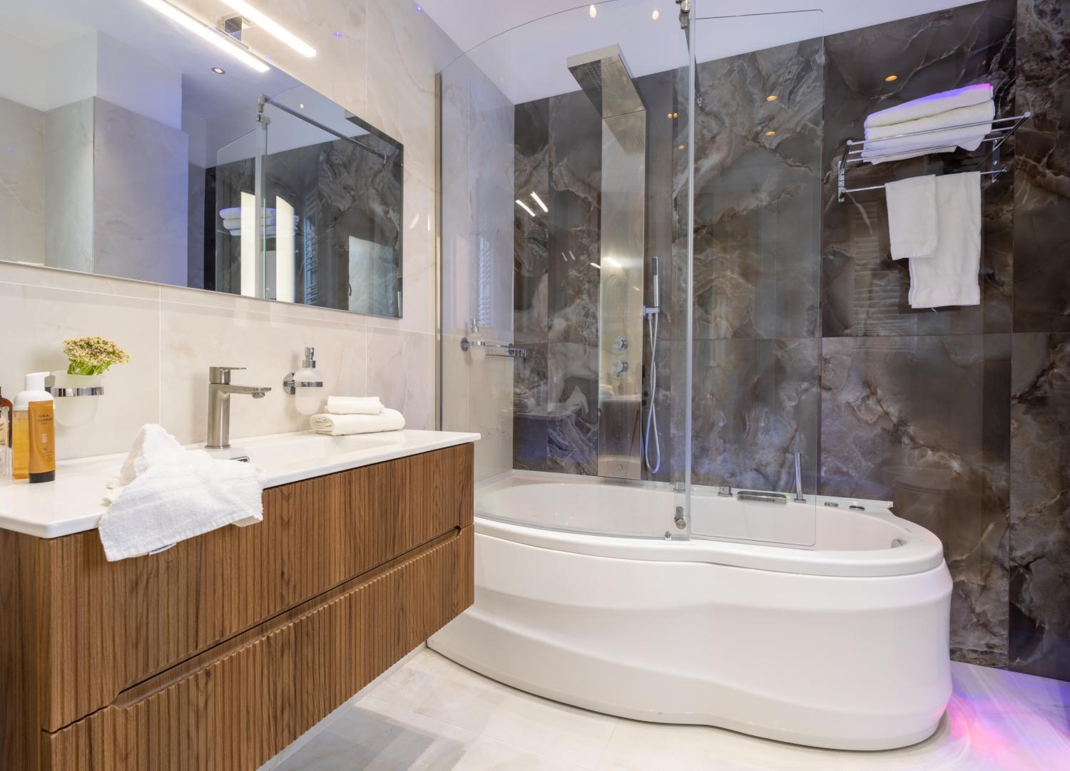 רימיני Hotel Mondial מראה חיצוני תמונה